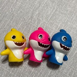 Baby Shark Finger Puppet Set
